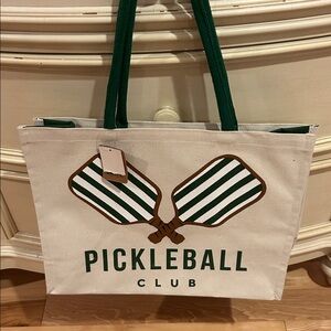 Versona Green and White Tote Bag